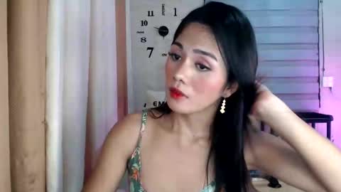 Snapshot of pia_xxx chatting on 04-18-26, 07:58 Pia online show from 04-18-26, 07:58