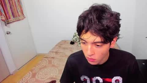 picaszomilos350 online show from 03-08-26, 06:39