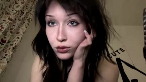 Kasey online show from 05-27-26, 08:39
