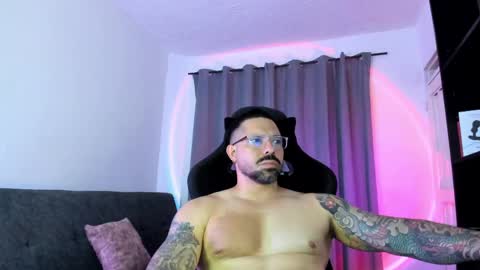 Pierre online show from 05-19-26, 01:56