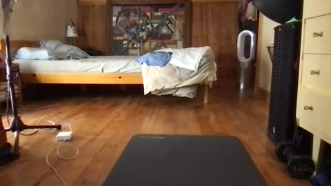 pierrohhh online show from 10-23-25, 08:35