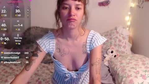 Snapshot of pikawiii chatting on 12-08-24, 05:39 ill be back on monday 18th of november online show from 12-08-24, 05:39