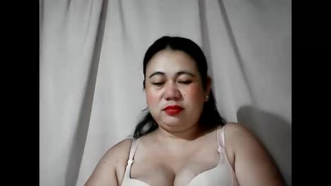 Snapshot of pinaymama12345 chatting on 04-22-26, 10:33 pinaymama12345 online show from 04-22-26, 10:33