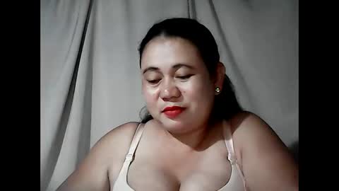 Snapshot of pinaymama12345 chatting on 05-17-26, 02:13 pinaymama12345 online show from 05-17-26, 02:13