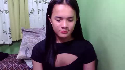 pinaymorena_rhowe online show from 12-05-24, 04:55