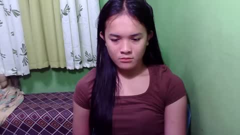 pinaymorena_rhowe online show from 12-07-24, 08:44