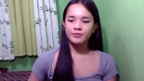 pinaymorena_rhowe online show from 12-08-24, 01:36