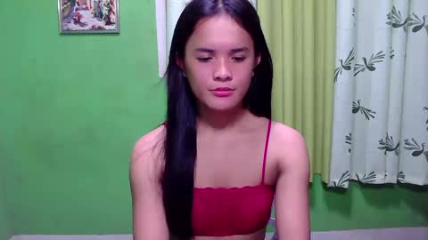 pinaymorena_rhowe online show from 12-23-24, 02:50