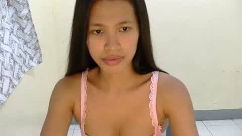 pink_bubbles011 online show from 06-30-26, 07:09