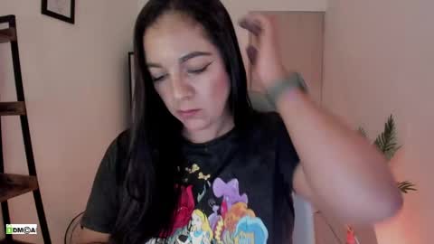 Eli online show from 05-06-26, 01:49