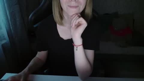 Snapshot of pink_martinis chatting on 09-21-25, 03:46 Pink MartinIS online show from 09-21-25, 03:46