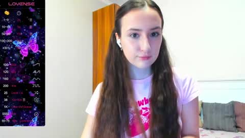 pink_soda33 online show from 07-06-26, 06:10