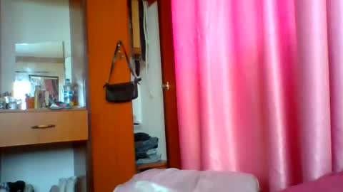pinkdomina01 online show from 06-09-26, 09:32