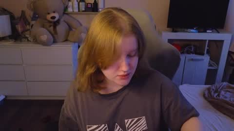 pinkiep1e online show from 04-04-26, 03:05