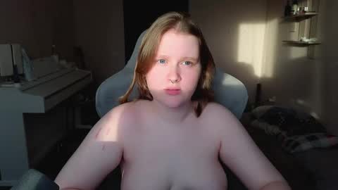 pinkiep1e online show from 05-22-26, 03:06