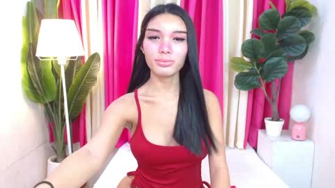 Snapshot of pinkishdoll chatting on 04-05-26, 02:20 Kyline online show from 04-05-26, 02:20