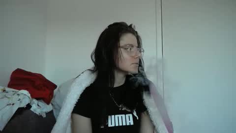 pinkwife97 online show from 03-22-26, 05:05