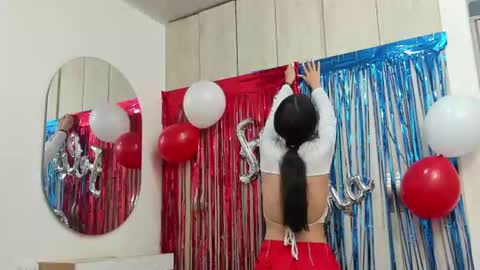 Snapshot of pinky_f00x chatting on 07-04-26, 07:53 pinky_f00x online show from 07-04-26, 07:53