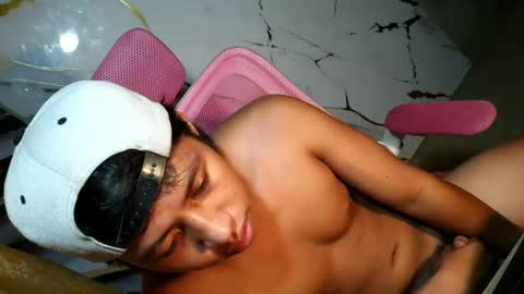pinoy_fuckboyxxx online show from 06-14-26, 02:24