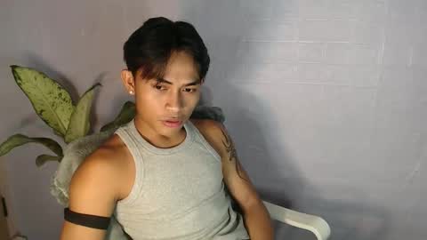 pinoy_palautogxxx online show from 04-12-26, 08:03