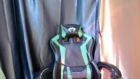 pinoy_shyboy69 online show from 05-04-26, 08:32