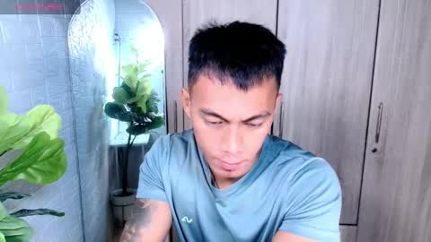 Snapshot of pinoymilker chatting on 04-21-26, 03:07 ethan online show from 04-21-26, 03:07