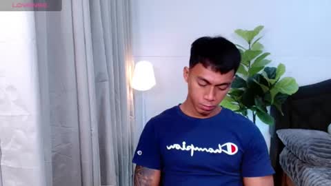 Snapshot of pinoymilker chatting on 06-15-26, 02:03 ethan online show from 06-15-26, 02:03