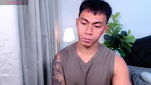 Snapshot of pinoymilker chatting on 06-16-26, 03:42 ethan online show from 06-16-26, 03:42