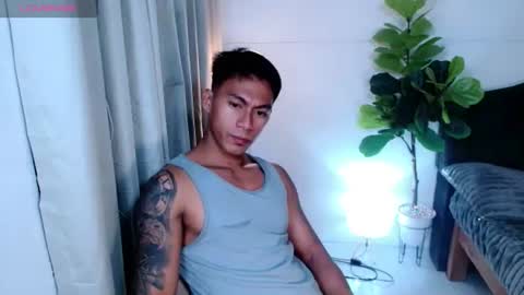 Snapshot of pinoymilker chatting on 07-01-26, 03:23 ethan online show from 07-01-26, 03:23