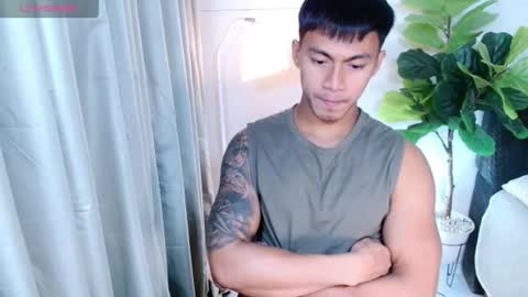 Snapshot of pinoymilker chatting on 07-07-26, 12:09 ethan online show from 07-07-26, 12:09
