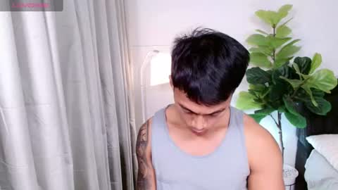 Snapshot of pinoymilker chatting on 07-15-26, 06:35 ethan online show from 07-15-26, 06:35