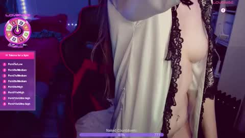 Snapshot of pirrate chatting on 10-28-25, 12:41 Pirate Coco online show from 10-28-25, 12:41