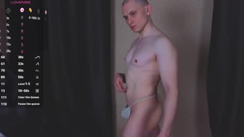 STRONGBEAUTY online show from 04-25-26, 04:59