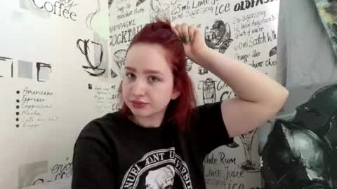 Caroline online show from 05-03-26, 06:41