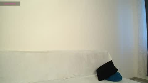 Lily online show from 05-04-26, 01:40