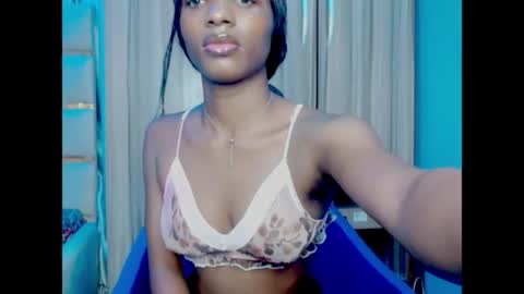 Ella online show from 06-07-26, 06:28