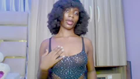Ella online show from 06-18-26, 06:35