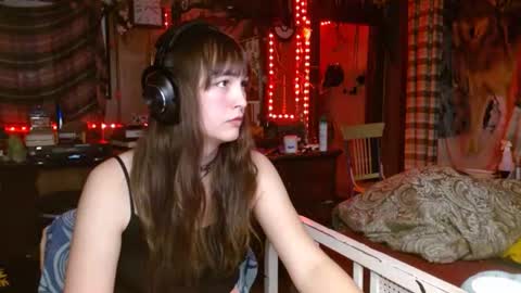 Izzy online show from 02-23-26, 11:46