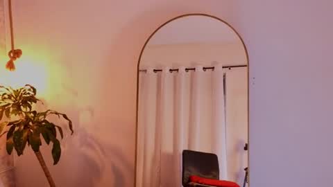Snapshot of pixy_20 chatting on 06-22-26, 03:25 cris online show from 06-22-26, 03:25