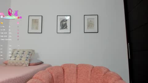 Angie Henao online show from 01-14-26, 04:56