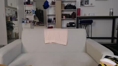 Snapshot of plasticgirll chatting on 01-17-25, 03:11 plasticgirll online show from 01-17-25, 03:11