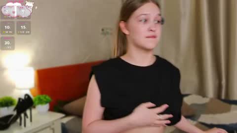 Snapshot of playfulmelly chatting on 07-01-26, 02:29 Melly online show from 07-01-26, 02:29