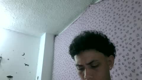 Snapshot of playhot88 chatting on 04-09-26, 06:19 KATE Y PABLO online show from 04-09-26, 06:19