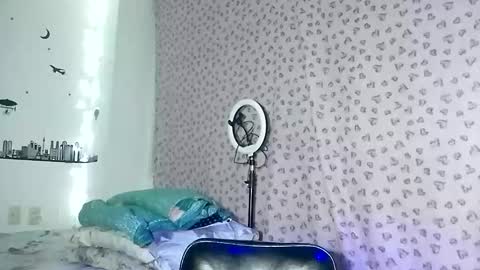 Snapshot of playhot88 chatting on 04-12-26, 11:32 KATE Y PABLO online show from 04-12-26, 11:32