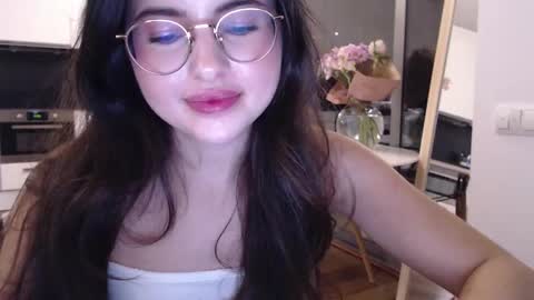 Snapshot of playnofuckinggames chatting on 10-04-25, 09:02 Mary online show from 10-04-25, 09:02