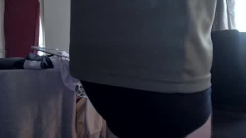 Hello ask me  . Im glad  to see you here in my room. Welcome PVT is open online show from 10-03-25, 08:44