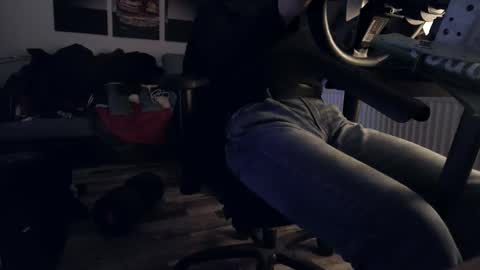 Hello ask me  . Im glad  to see you here in my room. Welcome PVT is open online show from 03-25-26, 06:25