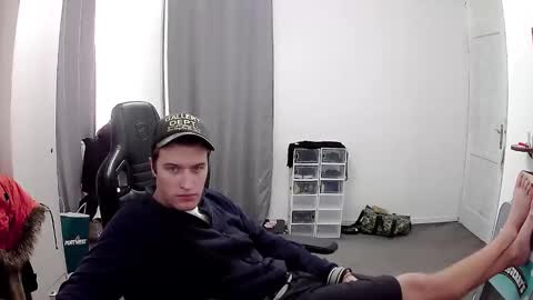 Snapshot of plkrisztian chatting on 02-08-26, 06:11 plkrisztian online show from 02-08-26, 06:11