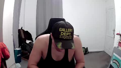 Snapshot of plkrisztian chatting on 03-23-26, 10:25 plkrisztian online show from 03-23-26, 10:25