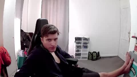 Snapshot of plkrisztian chatting on 04-08-26, 01:55 plkrisztian online show from 04-08-26, 01:55